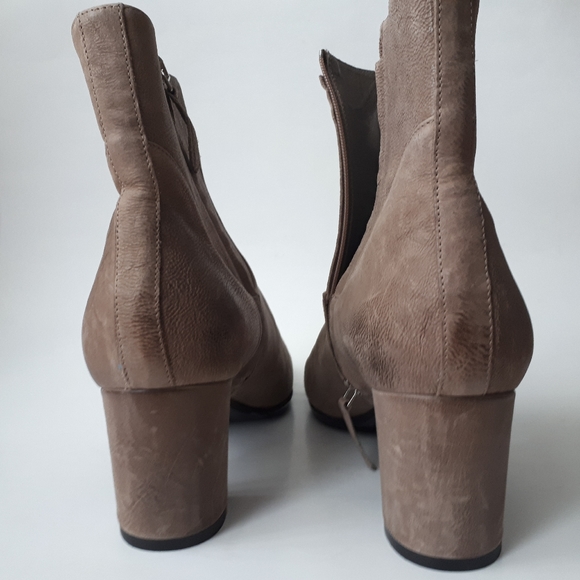 Grigiarancio | NWOT Leather Ankle Booties - Picture 6 of 13